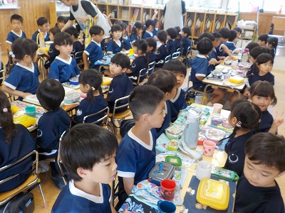 年少さんと楽しい昼食