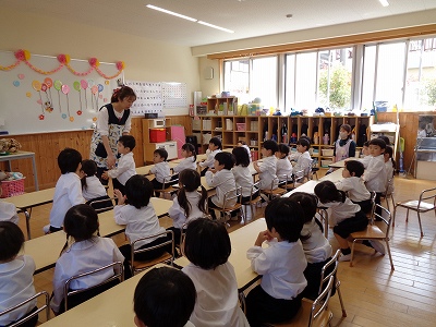 年少つき組　初登園日