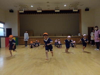 学年合同で運動遊び